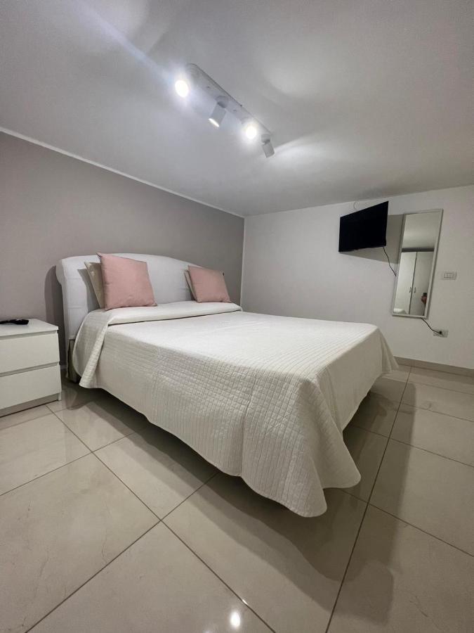 Life House Apartment Naples Exterior photo